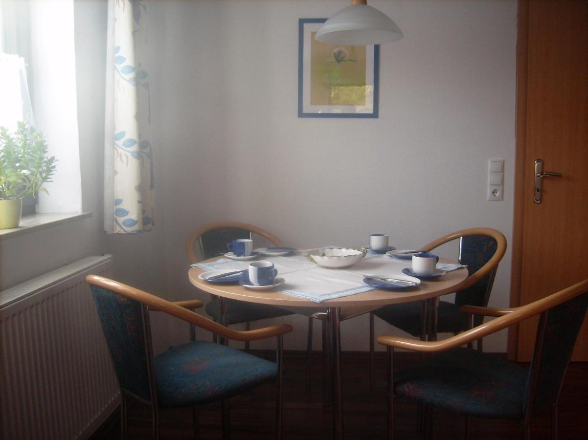 Ferienwohnung Schaefer Waldbreitbach Экстерьер фото