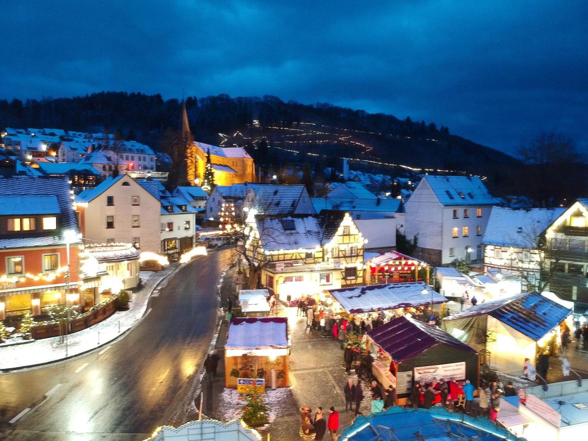 Ferienwohnung Schaefer Waldbreitbach Экстерьер фото