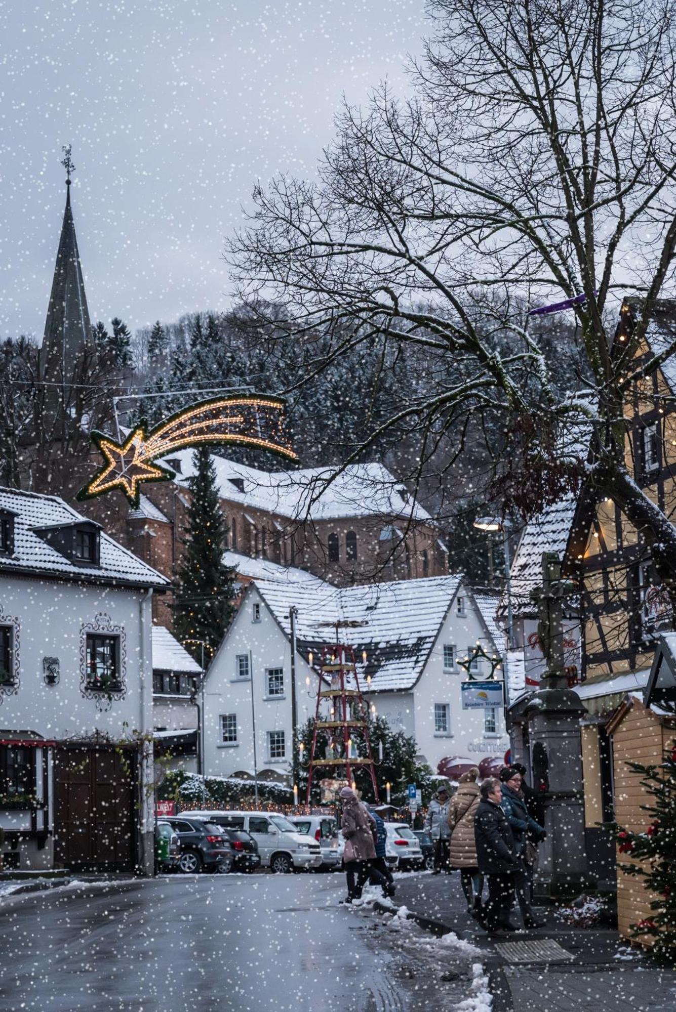 Ferienwohnung Schaefer Waldbreitbach Экстерьер фото